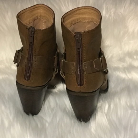 💋CANDIE'S Culver Cognac Ankle Boots💋 - Picture 8 of 8